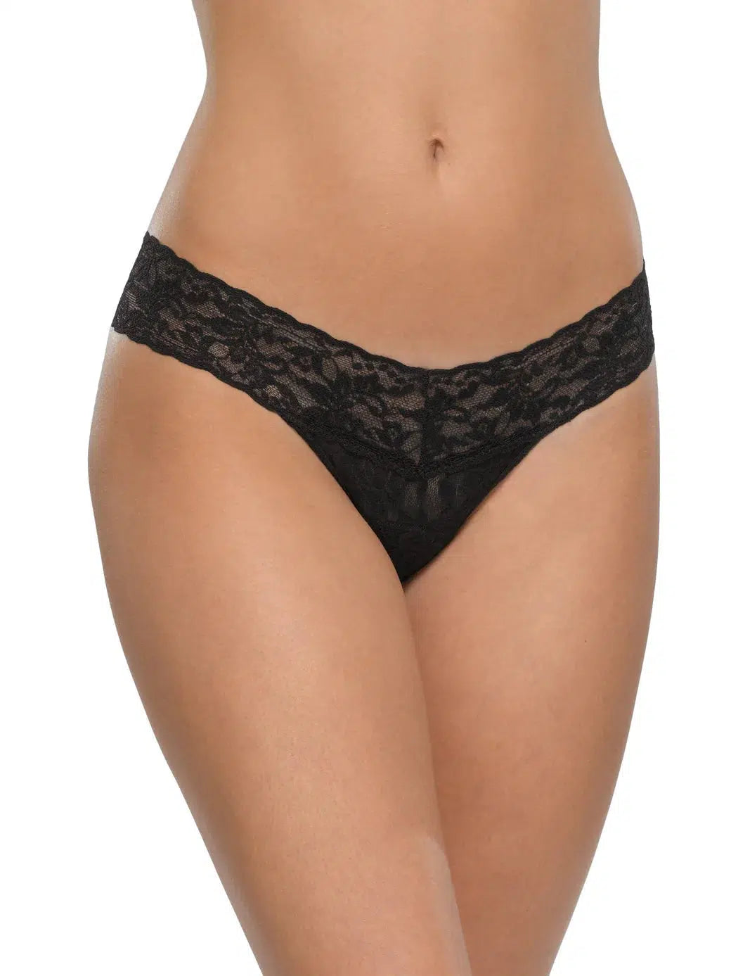 Hanky Panky Black Signature Lace Low Rise Thong